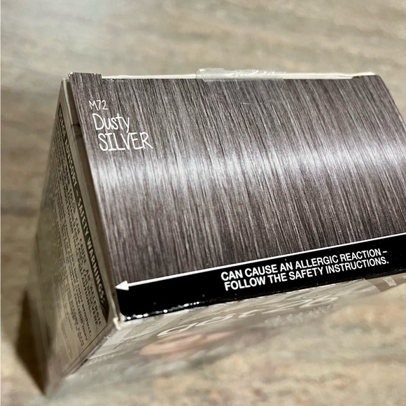 NIB Got 2b Metallics Urban Dusty Silver hair color - Picture 3 of 10